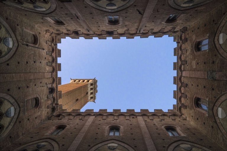 Making Panoramic Photos with Photoshop