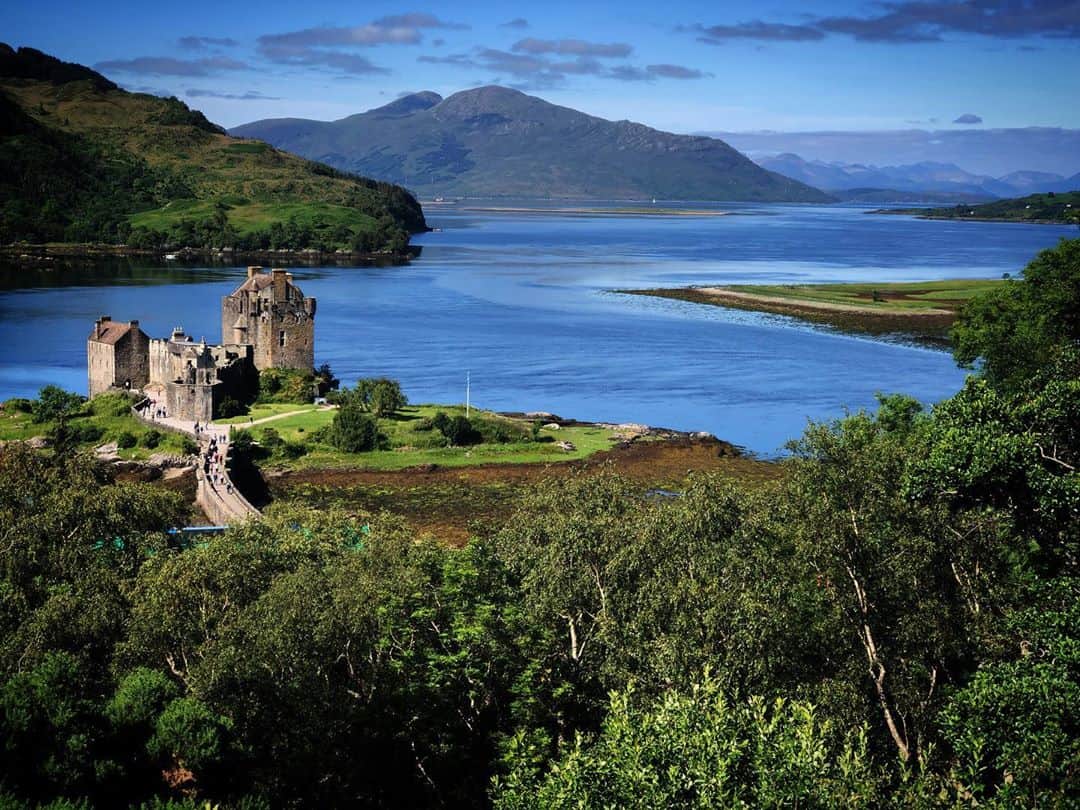 6 Famous Scottish Castles that Will