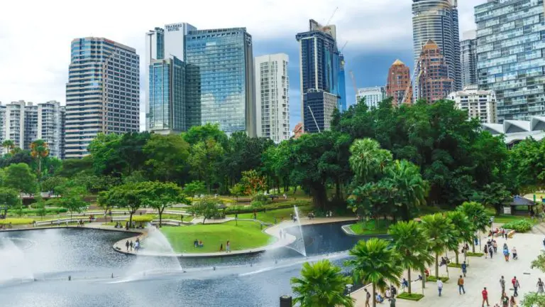 Things to Do in KLCC: A Comprehensive Guide to the Top Attractions and Activities