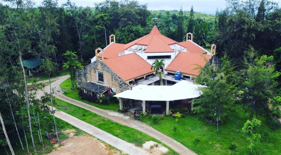 famous tourist spot in guimaras